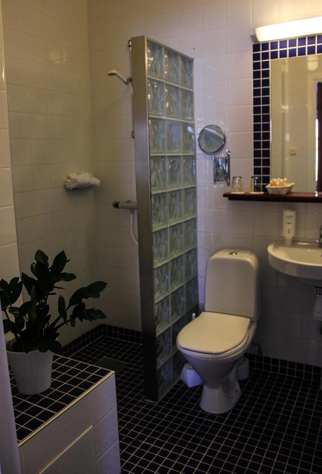 Strand Hotell Vänersborg Zewnętrze zdjęcie
